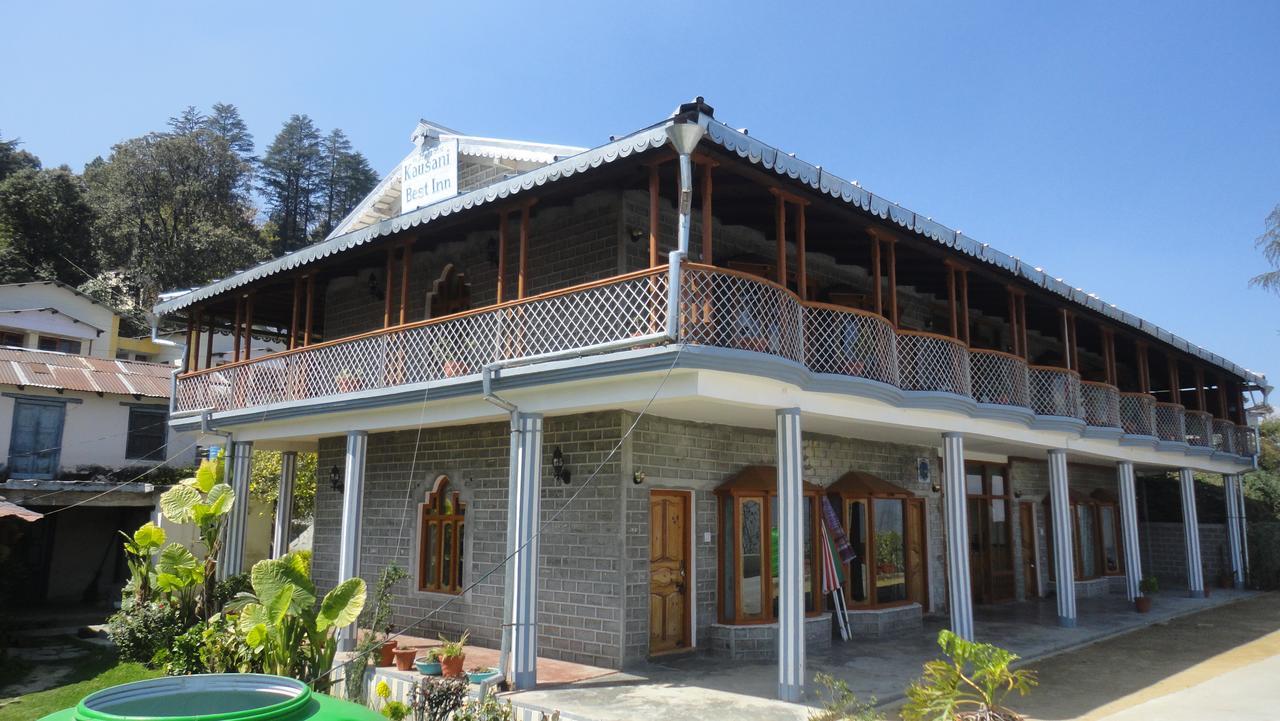 Kausani Best Inn Екстер'єр фото